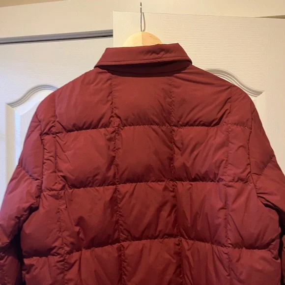 Filson Red Puffer Jacket - Picture 5 of 8